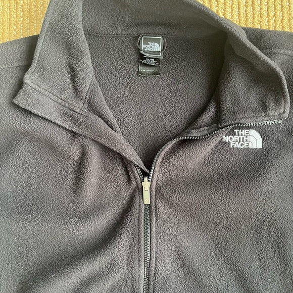 The North Face boys Black Long Sleeve Full Zip Front  Fleece Jacket SZ XL 18-20 - Picture 7 of 13